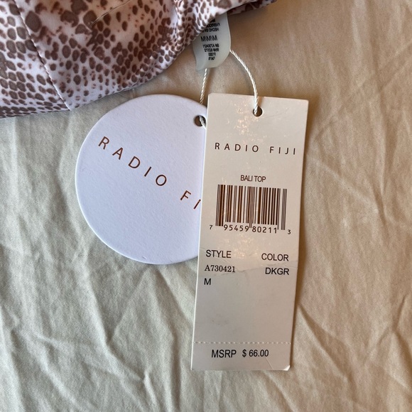 NWT Radio Fiji Rattler Bali Ruffle Bikini Top M - Picture 7 of 12